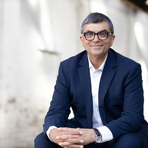 Yatin Kotak: Speaking in the Keynote Theatre 3